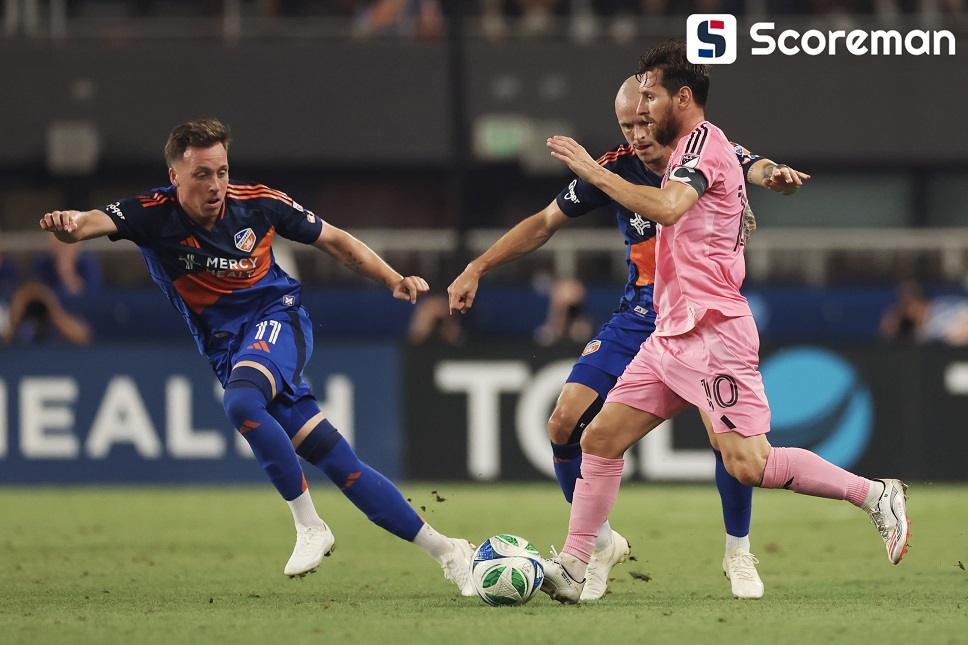 인터 마이애미, MLS컵 동부 콘퍼런스 준결승 4-0으로 결승 진출... 메시, 1골·3AS 평점 10점